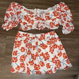2 piece set. Good quality.
